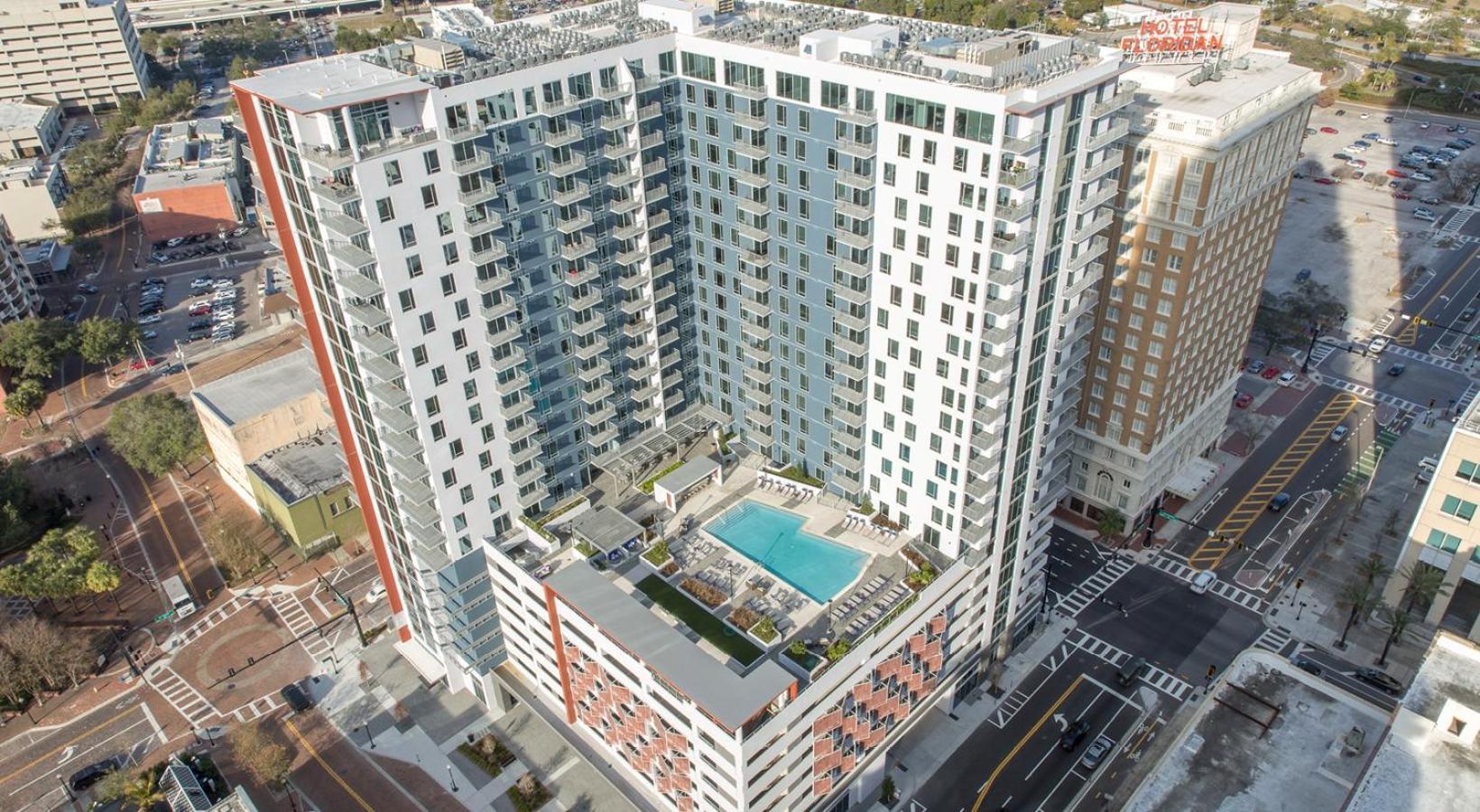 1br Oasis In Downtown W Balcony & Views Tampa